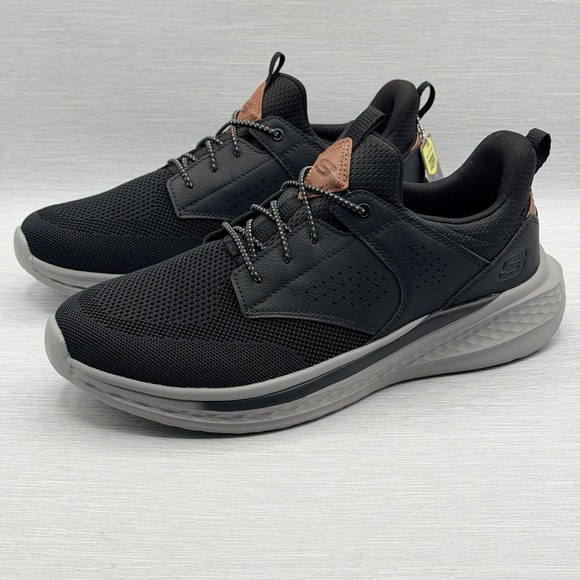 Skechers Men's 10.5 Wide Shoes Black Slip On Sneakers Hands Free 4E Slade 210892
